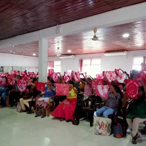 A batik and incense production training program for Homagama women (2024-01-26)